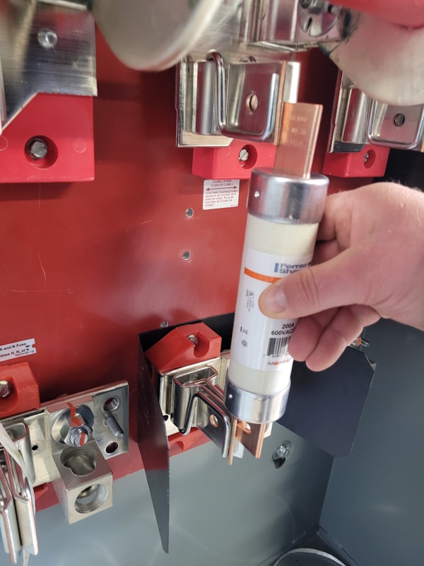 Delaware commercial electrician